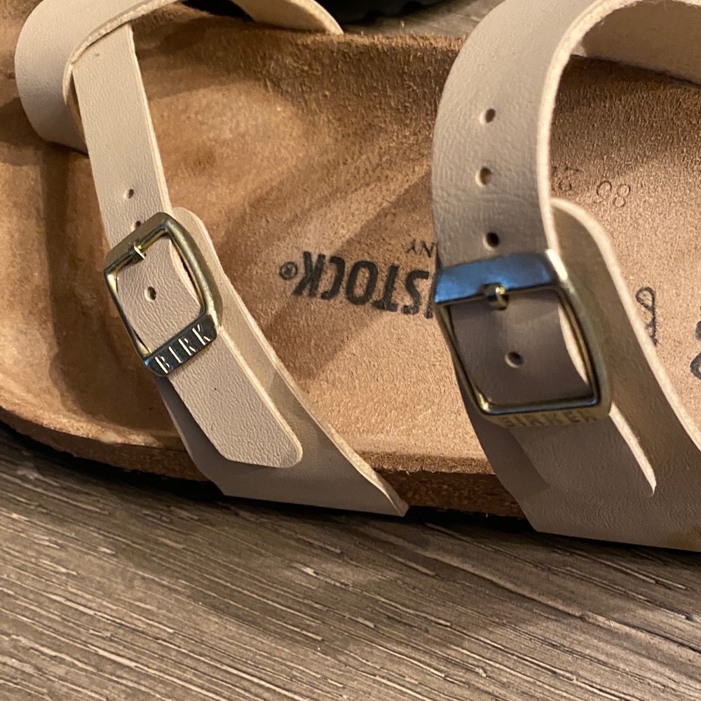 Birkenstock Tan Cross-Strap Sandals - Picture 5 of 7